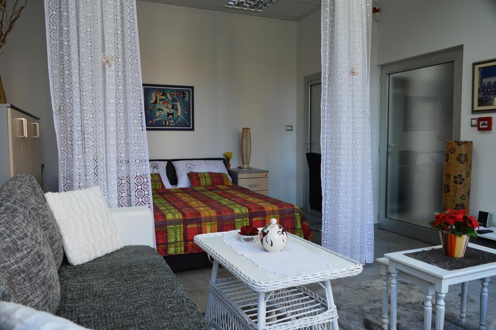 Studio Two Roses Apartman Split Kültér fotó