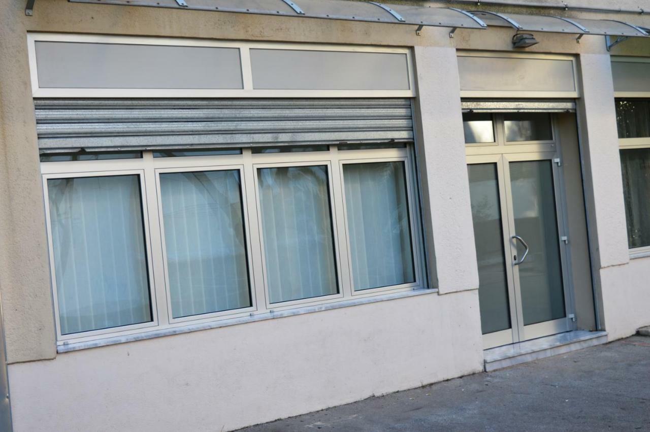 Studio Two Roses Apartman Split Kültér fotó