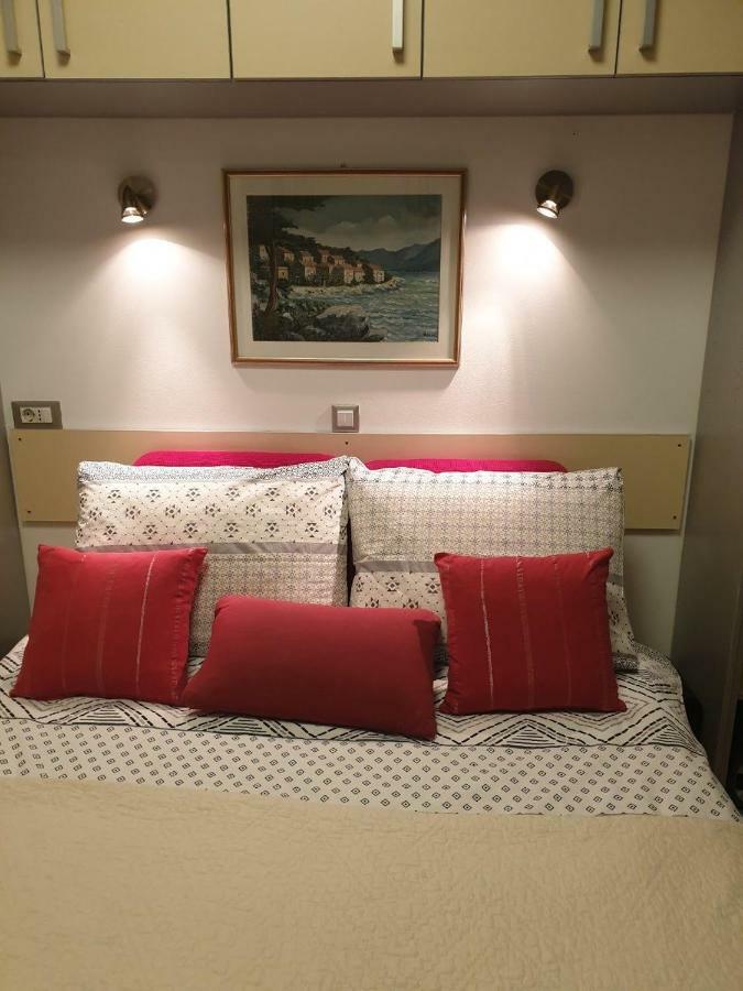 Studio Two Roses Apartman Split Kültér fotó